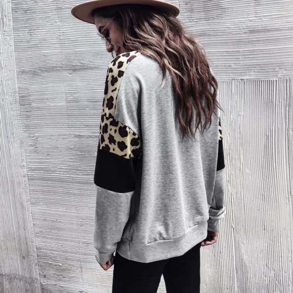 Grey leopard Print Color Block Sweater Top - Picture 2 of 4